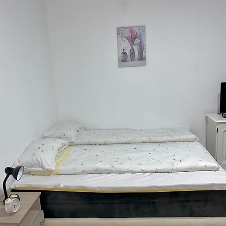 Apartman Bogdan Чачак Екстер'єр фото