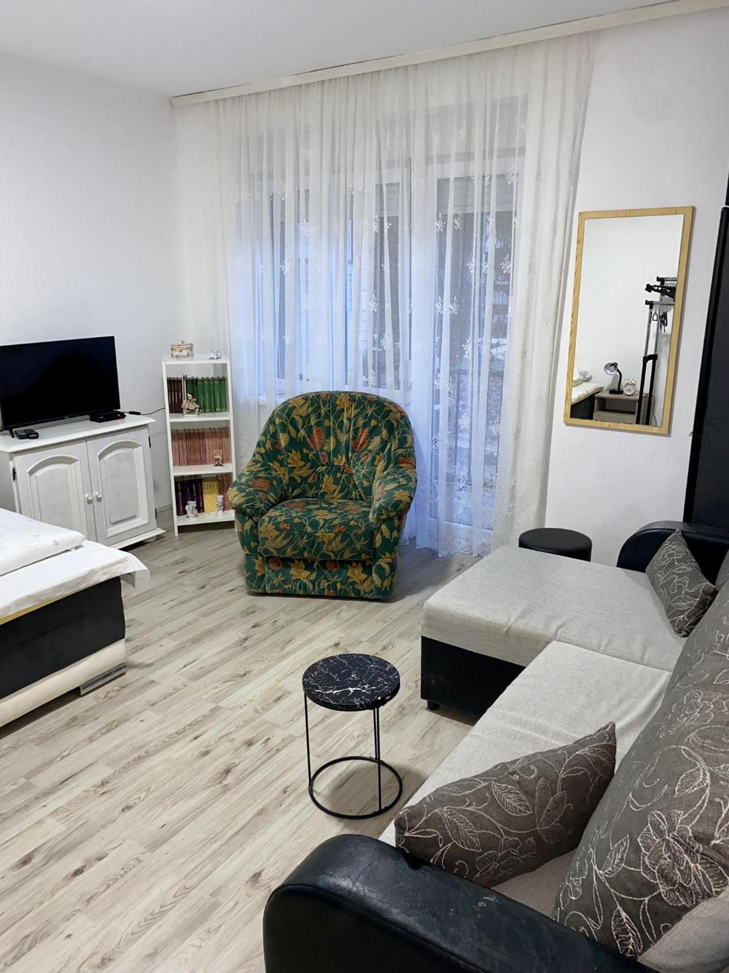 Apartman Bogdan Чачак Екстер'єр фото